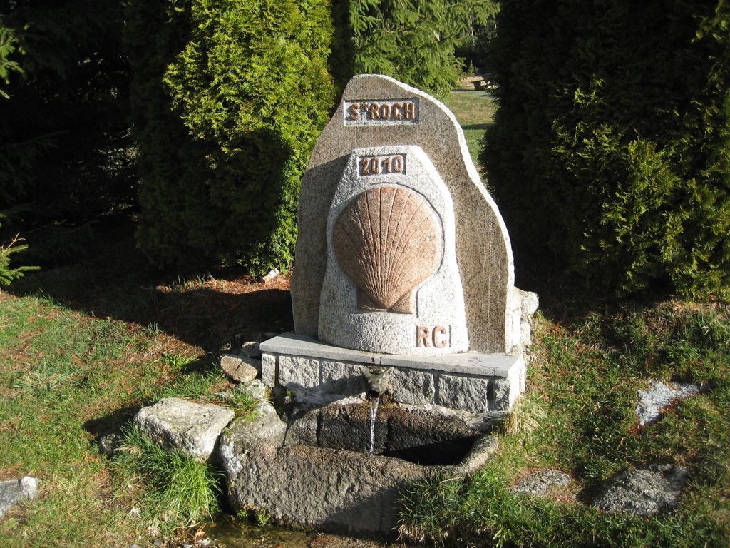 Pilgerbrunnen an der Kapelle Saint-Roch