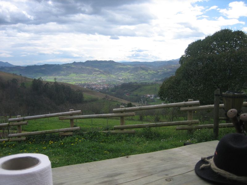 Blick von San Juan de Villapañada ins Tal