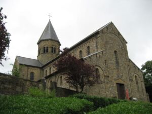 Romanische Kirche St. Peter und Paul in Saint-Séverin