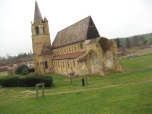 Kirche in La Bénisson-Dieu
